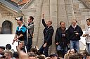 Dateiname=30_Kundgebung_7610.jpg
Dateigröße=122KB
Abmessungen: 800x529
hinzugefügt am: 28. Juni 2012 30_Kundgebung_7610.jpg