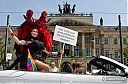 Dateiname=07-27_CSD-Demo_17647.jpg
Dateigröße=146KB
Abmessungen: 800x530
hinzugefügt am: 29. Juli 2013 07-27_CSD-Demo_17647.jpg